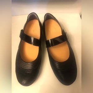 Drew Woman Genoa Shoe Sz 7M